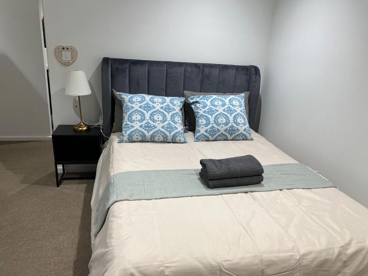 Quiet Cbd 3b2b + Free Parking Apartment *
