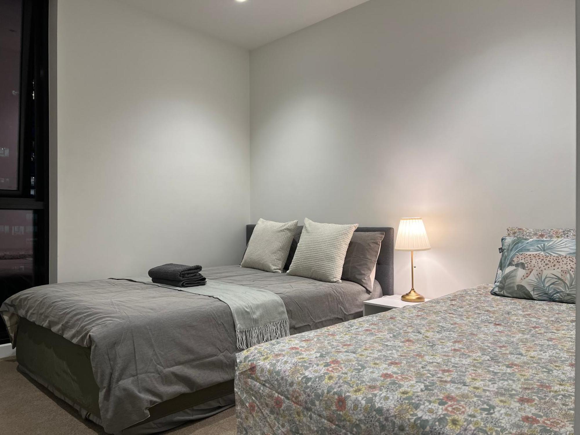 Quiet Cbd 3b2b + Free Parking Apartment
